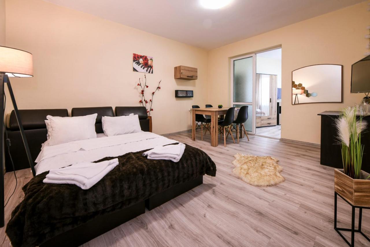 Family Hotel Ski Lift Hotel Bansko Exterior photo