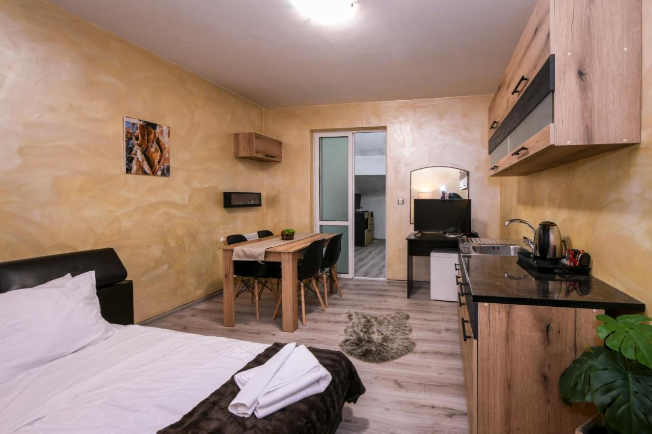 Family Hotel Ski Lift Hotel Bansko Exterior photo